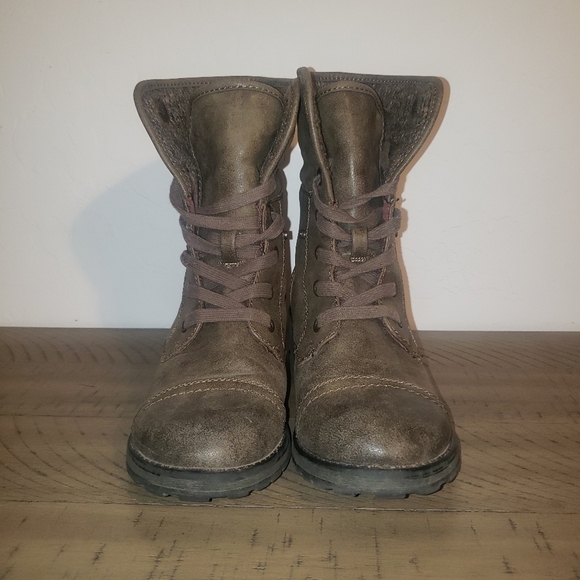 Roxy Bartlett Ankle Boots Lace-up Foldover Cuff Vegan Block Heel Taupe Women's 7 - Picture 11 of 12